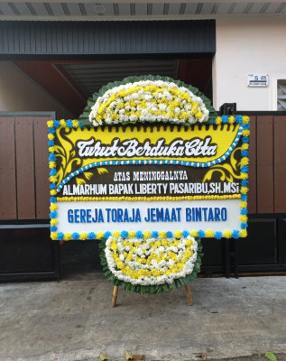 Papan Bunga Duka di Tapos