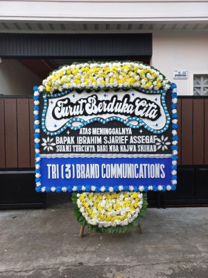 Papan Bunga Duka di Tapos